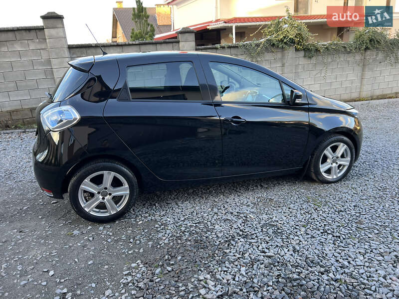 Хетчбек Renault Zoe 2017 в Рівному