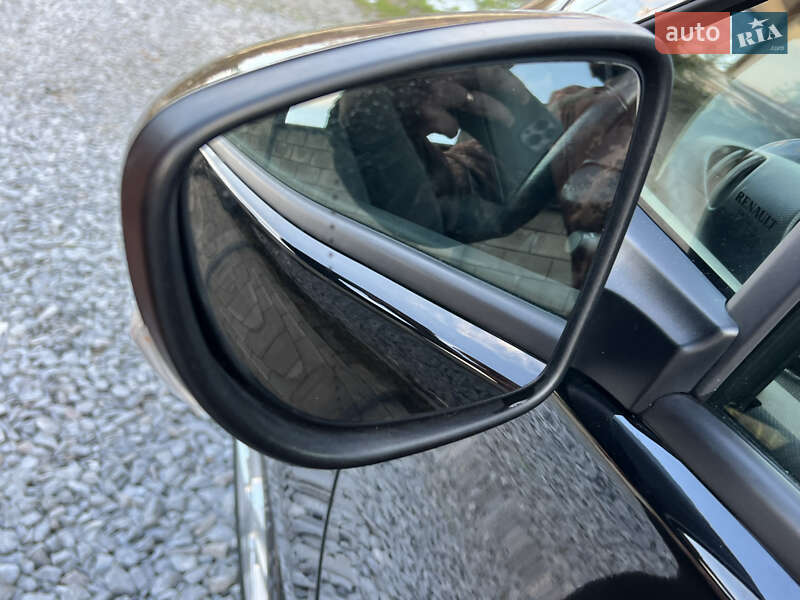 Хетчбек Renault Zoe 2017 в Рівному