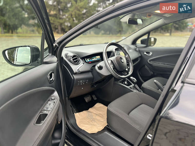 Хетчбек Renault Zoe 2018 в Дубні