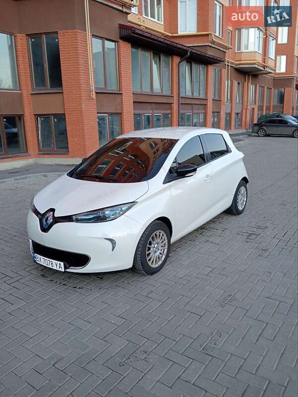 Хетчбек Renault Zoe 2015 в Хмельницькому