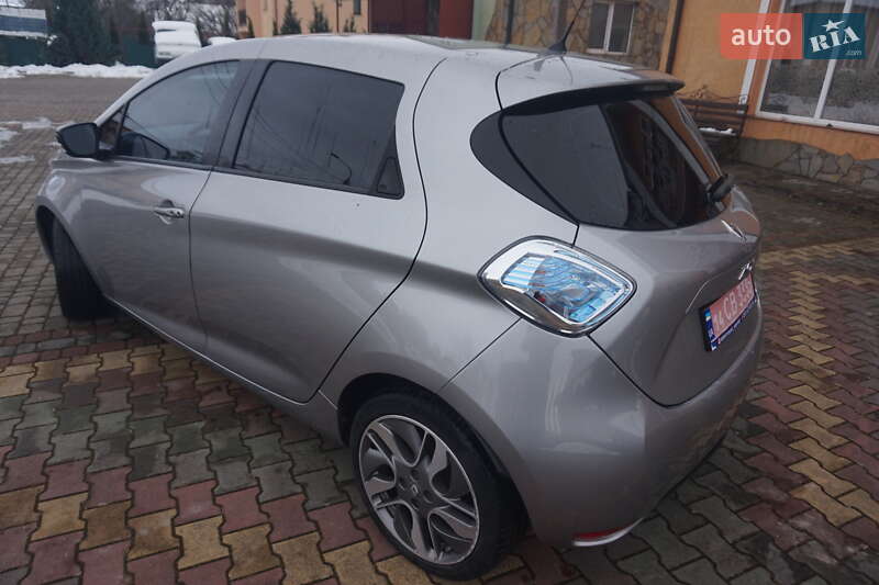 Хэтчбек Renault Zoe 2015 в Самборе