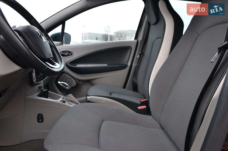 Хэтчбек Renault Zoe 2015 в Луцке фото 14 Хэтчбек Renault Zoe 2015 в Луцке
