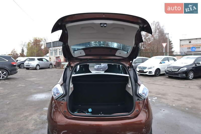 Хэтчбек Renault Zoe 2015 в Луцке фото 19 Хэтчбек Renault Zoe 2015 в Луцке