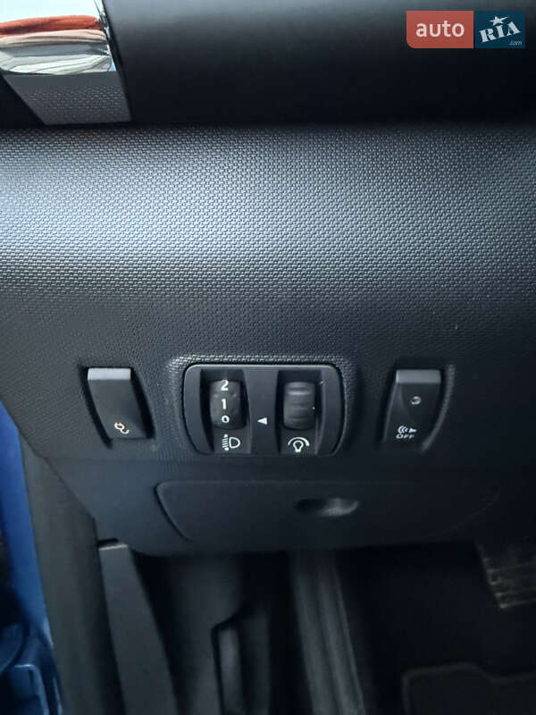 Хетчбек Renault Zoe 2018 в Луцьку фото 28 Хетчбек Renault Zoe 2018 в Луцьку