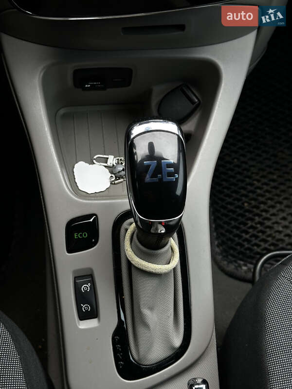 Хэтчбек Renault Zoe 2015 в Львове фото 10 Хэтчбек Renault Zoe 2015 в Львове