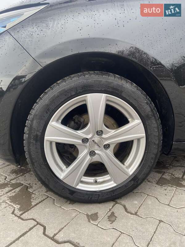 Хетчбек Renault Zoe 2015 в Підволочиську