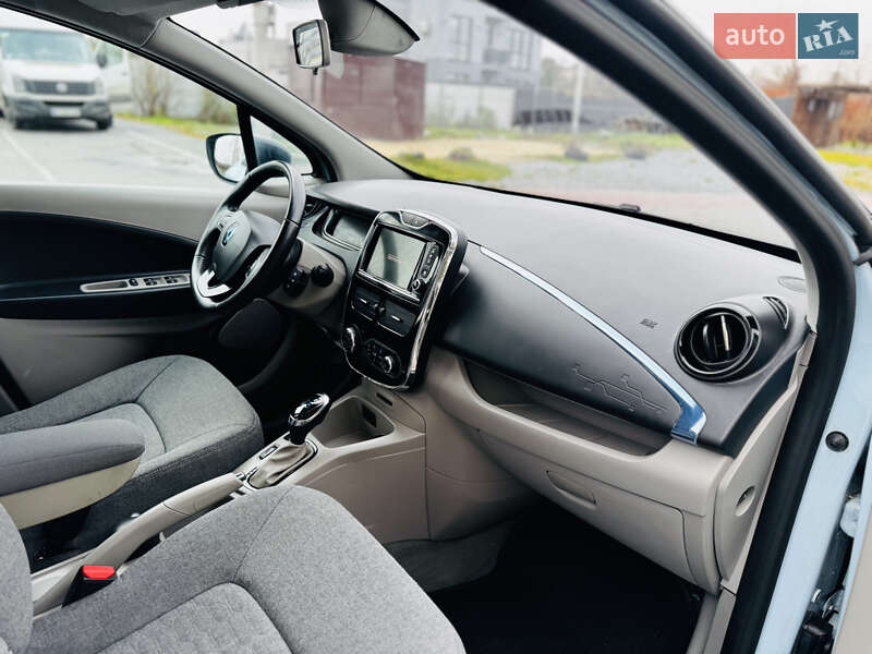 Хэтчбек Renault Zoe 2014 в Здолбунове