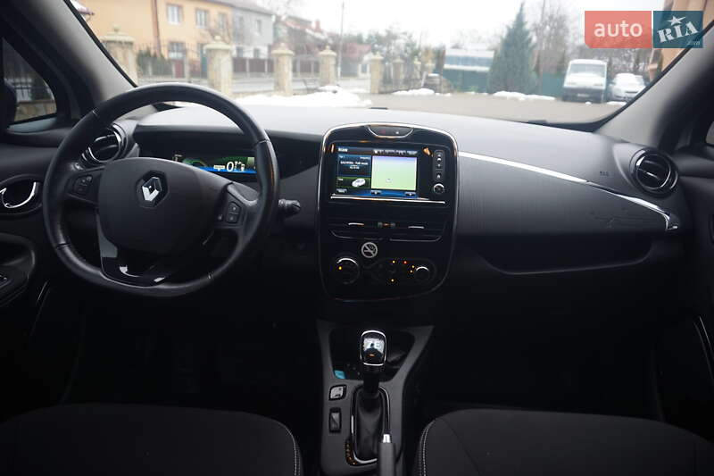 Хэтчбек Renault Zoe 2018 в Самборе