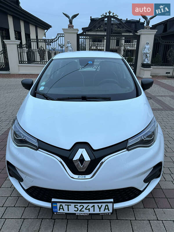 Хетчбек Renault Zoe 2022 в Снятині