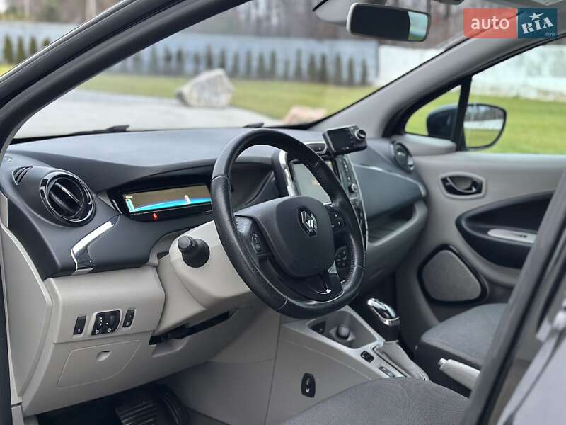Хэтчбек Renault Zoe 2015 в Луцке