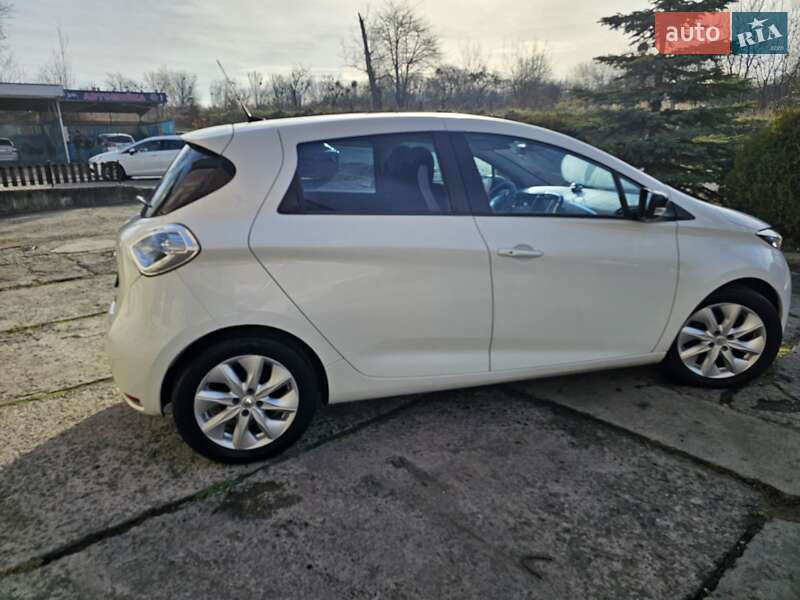 Хетчбек Renault Zoe 2015 в Новому Розділі