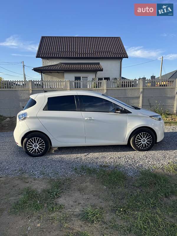 Хэтчбек Renault Zoe 2014 в Виннице