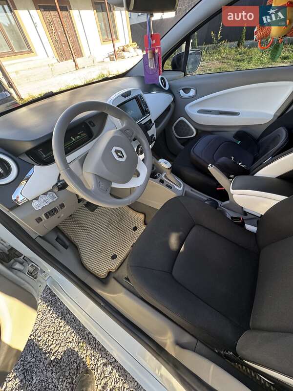 Хэтчбек Renault Zoe 2014 в Виннице