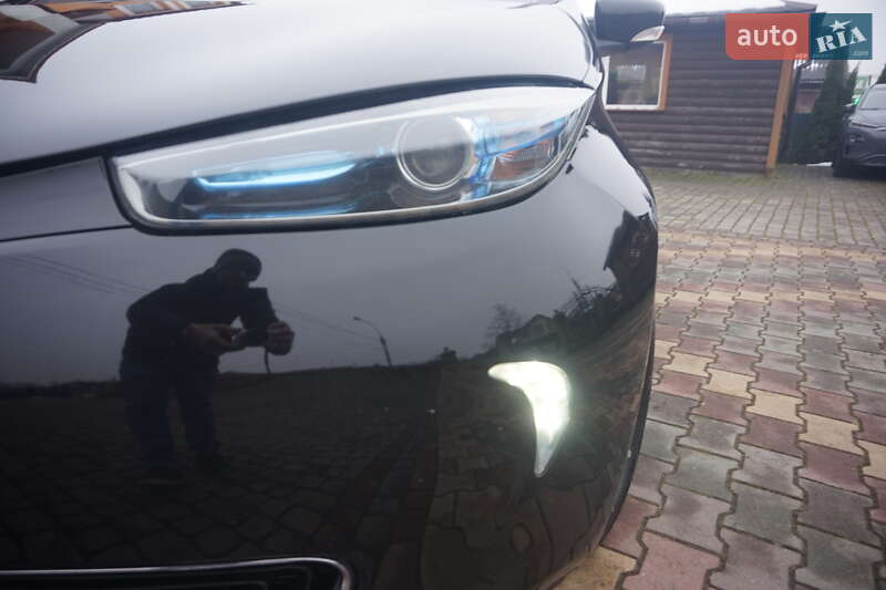 Хетчбек Renault Zoe 2015 в Самборі