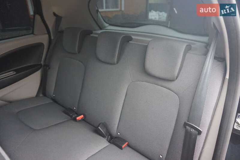 Хетчбек Renault Zoe 2015 в Самборі