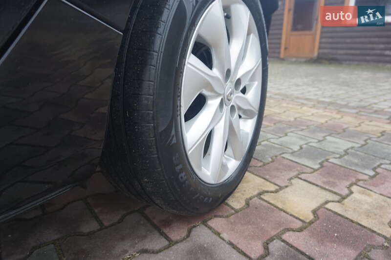 Хетчбек Renault Zoe 2015 в Самборі