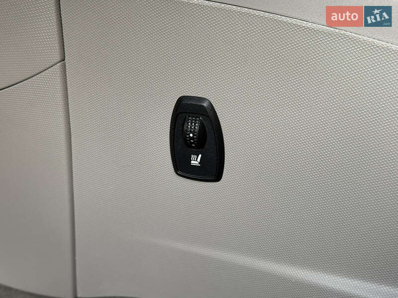 Хэтчбек Renault Zoe 2018 в Дубно