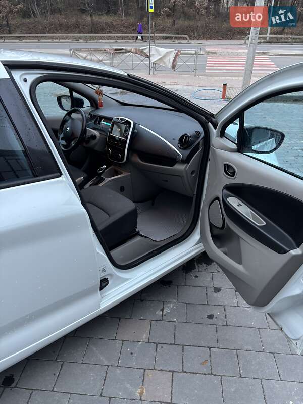Хэтчбек Renault Zoe 2015 в Тернополе