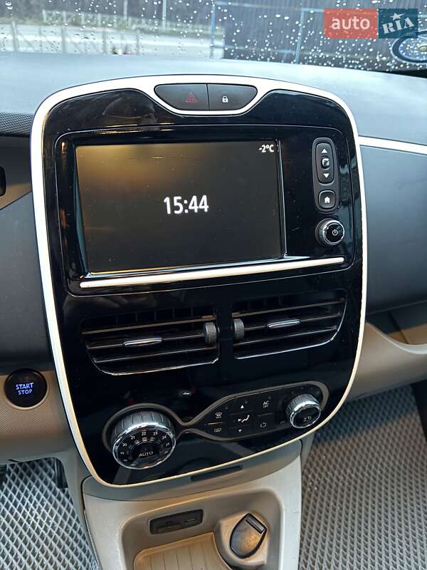 Хэтчбек Renault Zoe 2015 в Тернополе