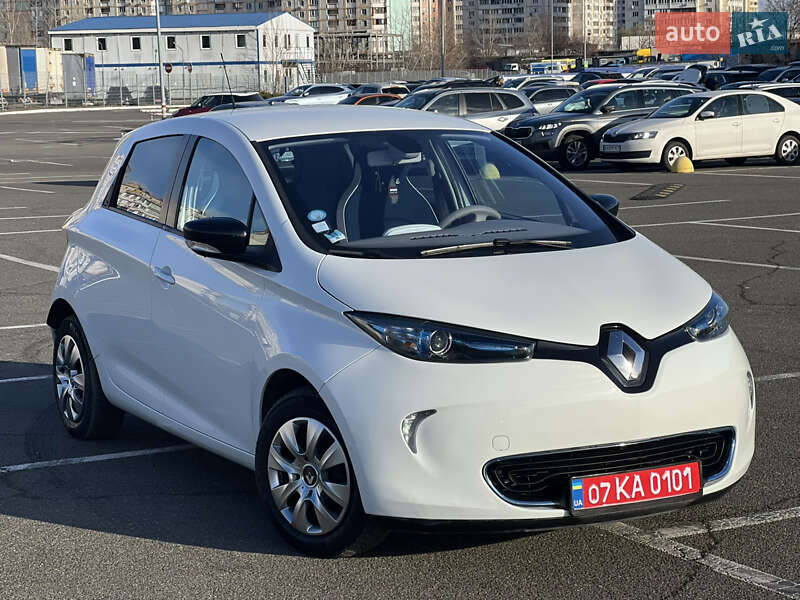 Хэтчбек Renault Zoe 2014 в Киеве фото 27 Хэтчбек Renault Zoe 2014 в Киеве