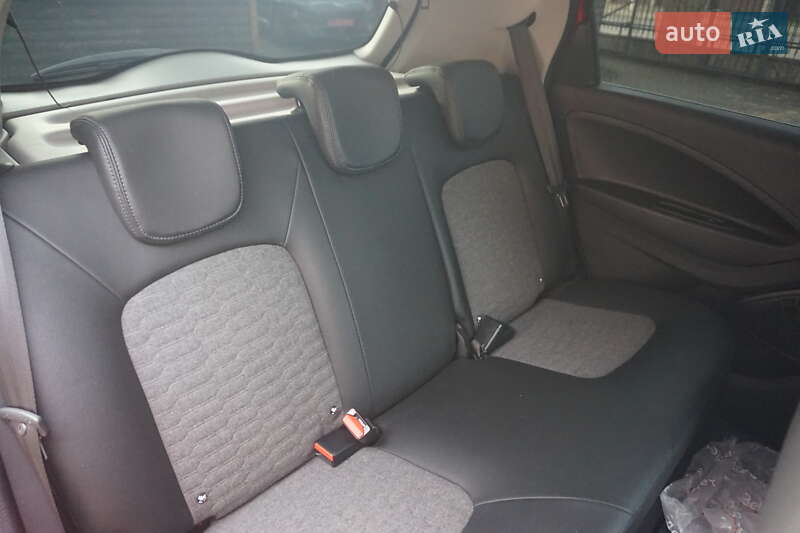 Хэтчбек Renault Zoe 2020 в Самборе фото 44 Хэтчбек Renault Zoe 2020 в Самборе