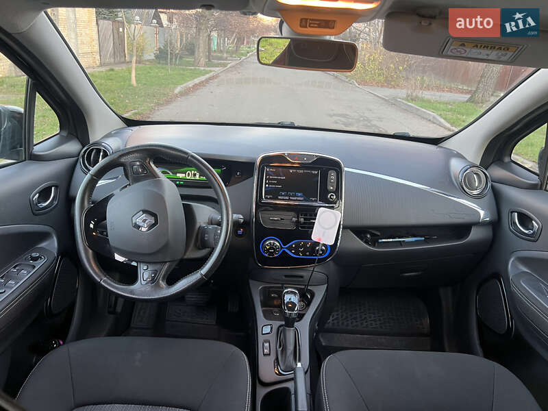 Хэтчбек Renault Zoe 2017 в Киеве
