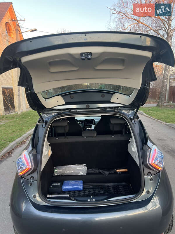 Хэтчбек Renault Zoe 2017 в Киеве