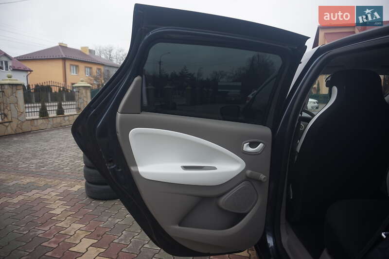 Хэтчбек Renault Zoe 2017 в Самборе фото 46 Хэтчбек Renault Zoe 2017 в Самборе