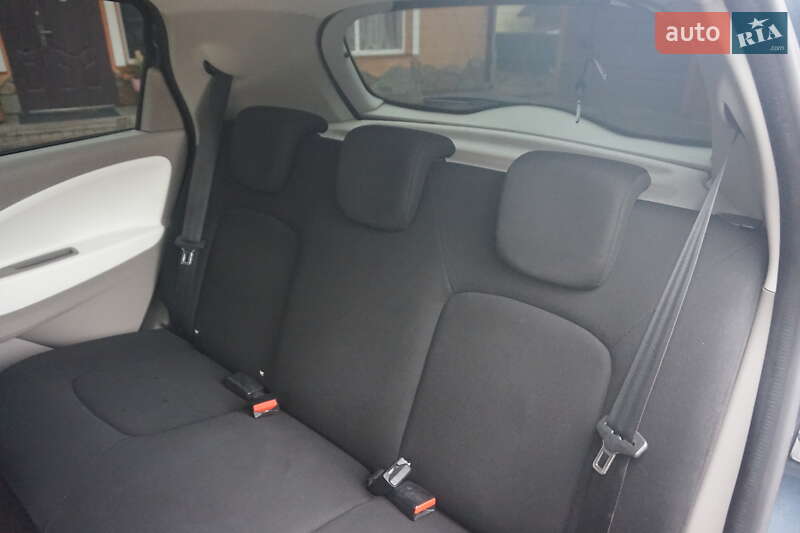 Хэтчбек Renault Zoe 2017 в Самборе фото 48 Хэтчбек Renault Zoe 2017 в Самборе