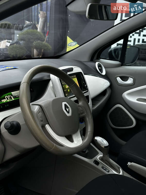 Хэтчбек Renault Zoe 2015 в Львове фото 5 Хэтчбек Renault Zoe 2015 в Львове