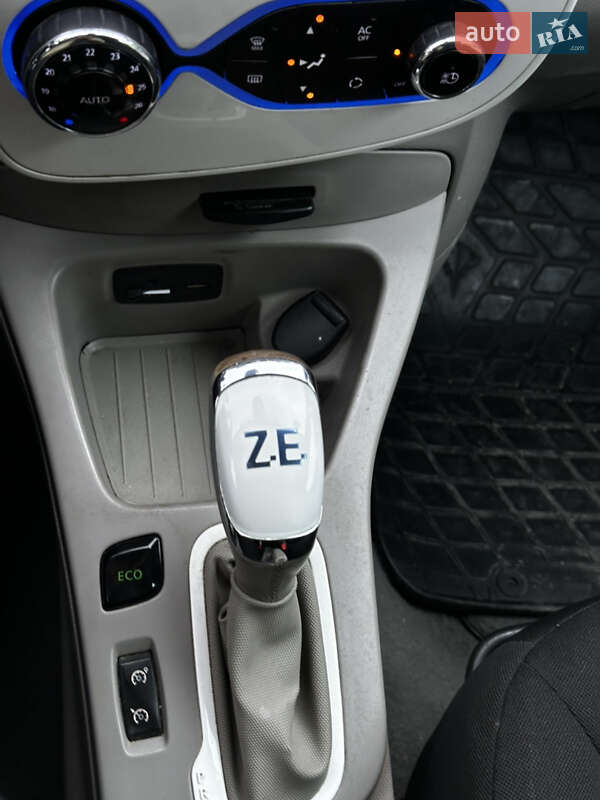 Хэтчбек Renault Zoe 2015 в Львове фото 8 Хэтчбек Renault Zoe 2015 в Львове