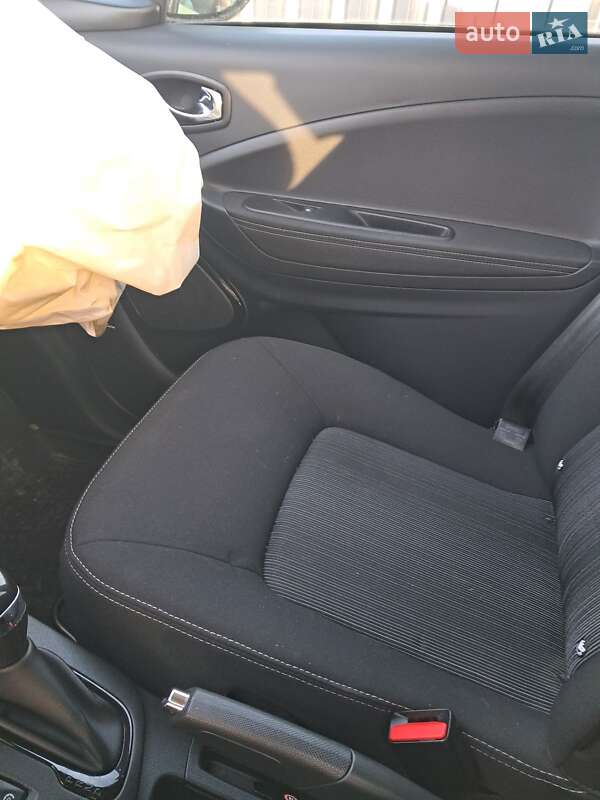 Хэтчбек Renault Zoe 2017 в Луцке фото 16 Хэтчбек Renault Zoe 2017 в Луцке