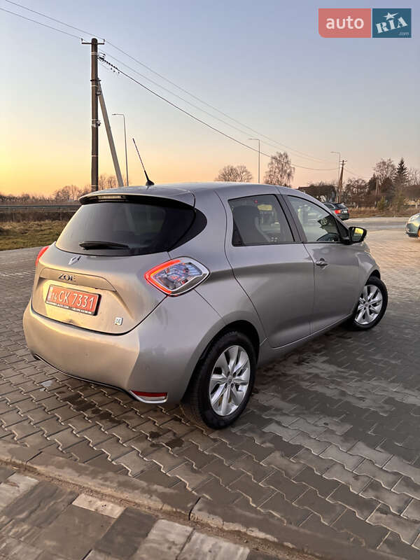 Хэтчбек Renault Zoe 2016 в Львове