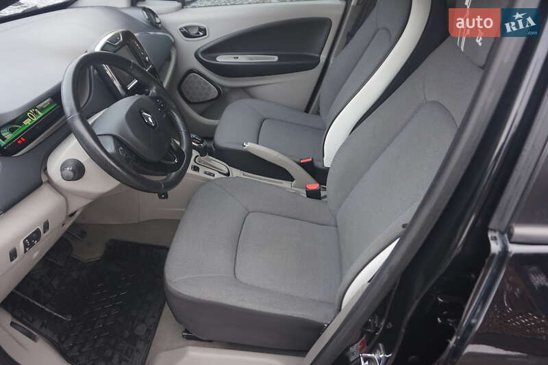 Хэтчбек Renault Zoe 2015 в Самборе фото 27 Хэтчбек Renault Zoe 2015 в Самборе
