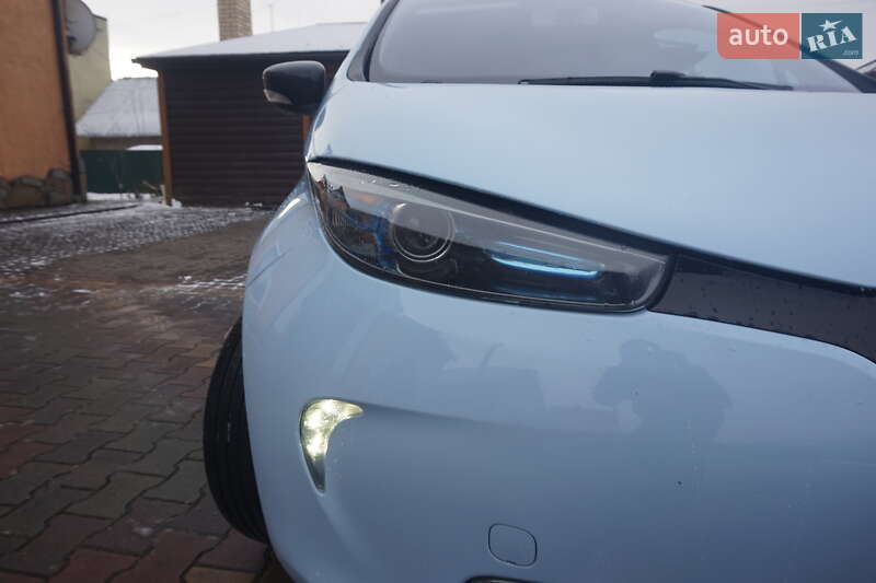 Хэтчбек Renault Zoe 2015 в Самборе фото 24 Хэтчбек Renault Zoe 2015 в Самборе