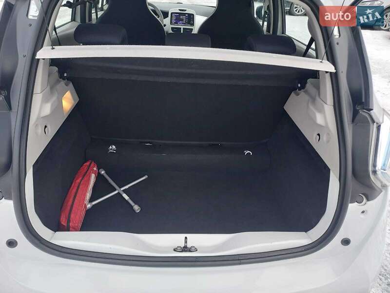 Хетчбек Renault Zoe 2018 в Івано-Франківську
