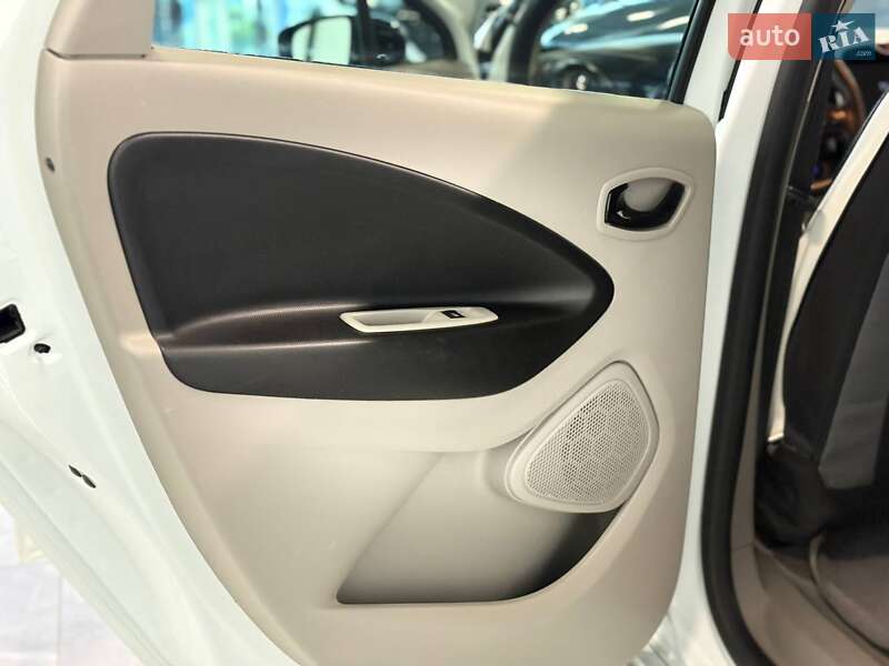 Хетчбек Renault Zoe 2017 в Львові