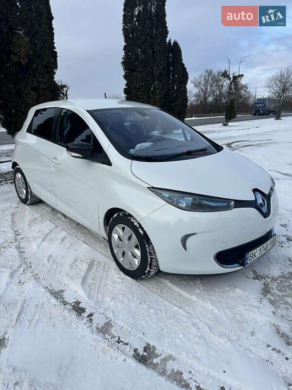 Хэтчбек Renault Zoe 2013 в Дубно