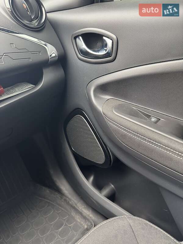 Хэтчбек Renault Zoe 2018 в Львове