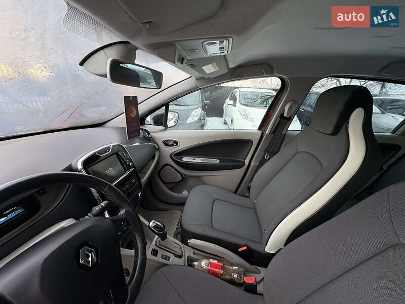 Хетчбек Renault Zoe 2015 в Луцьку фото 20 Хетчбек Renault Zoe 2015 в Луцьку