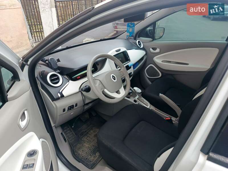 Хэтчбек Renault Zoe 2014 в Черновцах фото 6 Хэтчбек Renault Zoe 2014 в Черновцах