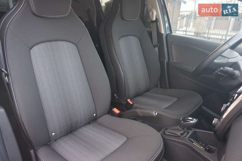 Хэтчбек Renault Zoe 2018 в Самборе фото 41 Хэтчбек Renault Zoe 2018 в Самборе