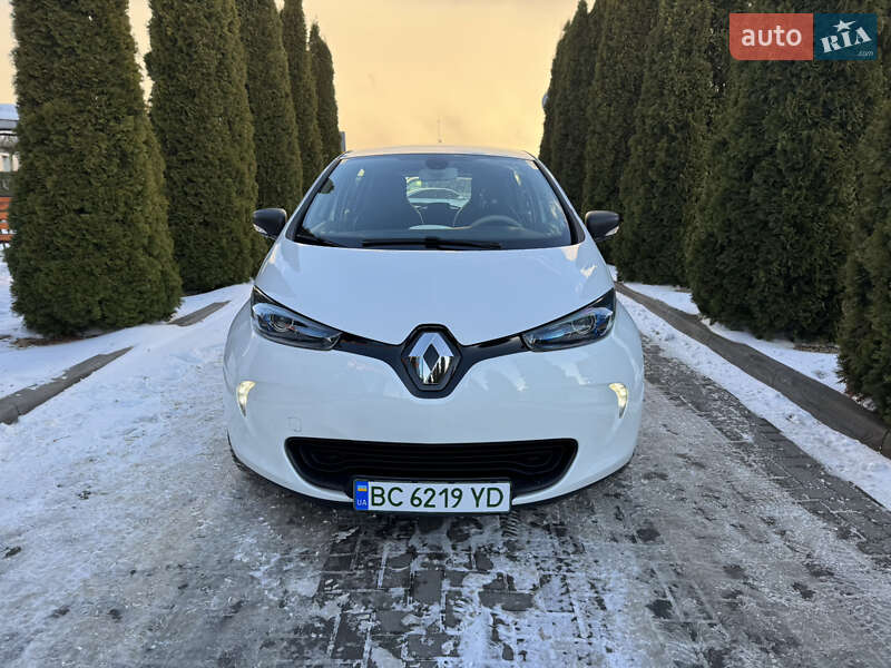 Хэтчбек Renault Zoe 2017 в Городке