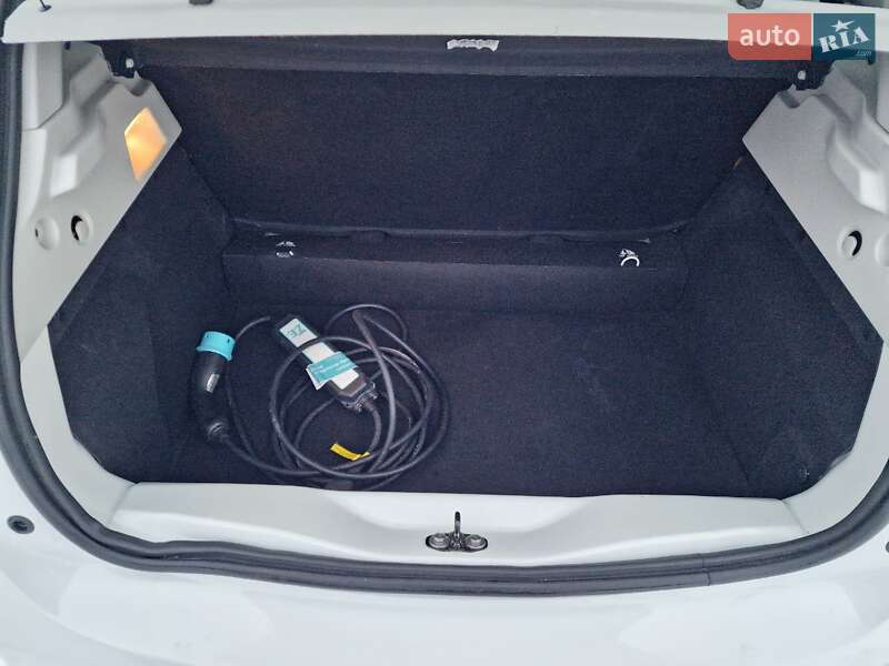 Хэтчбек Renault Zoe 2017 в Виннице фото 42 Хэтчбек Renault Zoe 2017 в Виннице