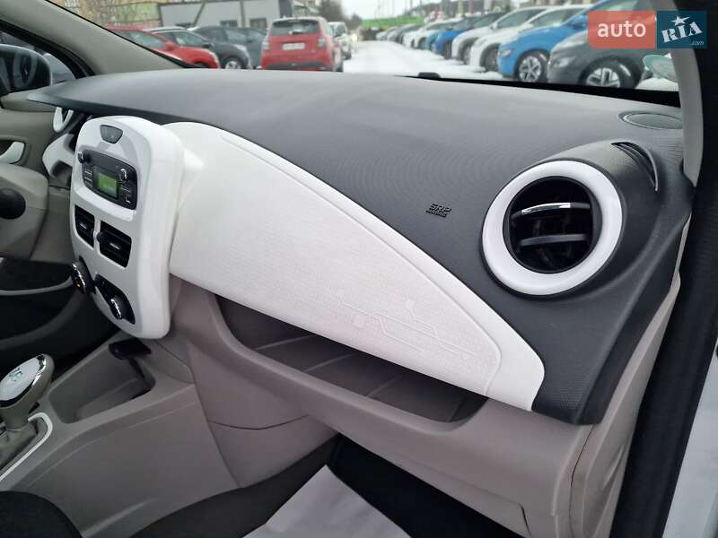 Хэтчбек Renault Zoe 2017 в Виннице фото 40 Хэтчбек Renault Zoe 2017 в Виннице