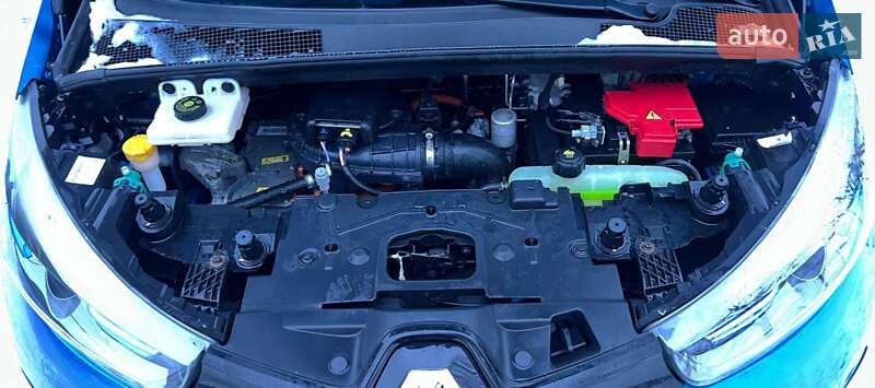 Хэтчбек Renault Zoe 2018 в Киеве