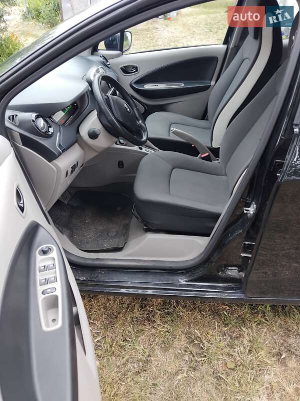 Хэтчбек Renault Zoe 2016 в Днепре