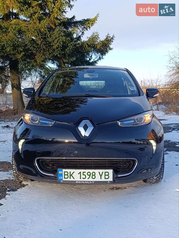 Хэтчбек Renault Zoe 2018 в Дубно