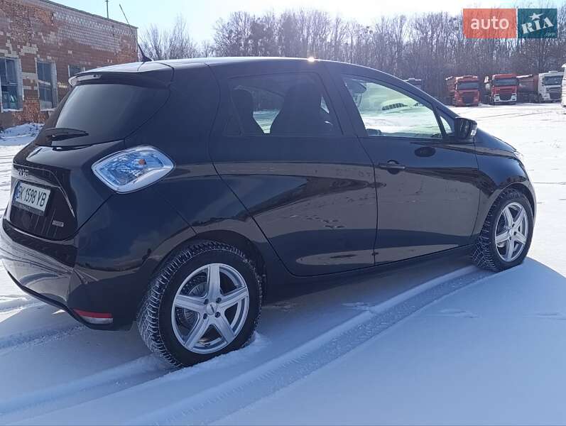 Хэтчбек Renault Zoe 2018 в Дубно