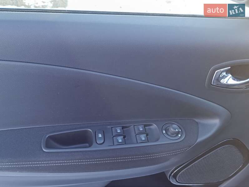 Хэтчбек Renault Zoe 2018 в Дубно